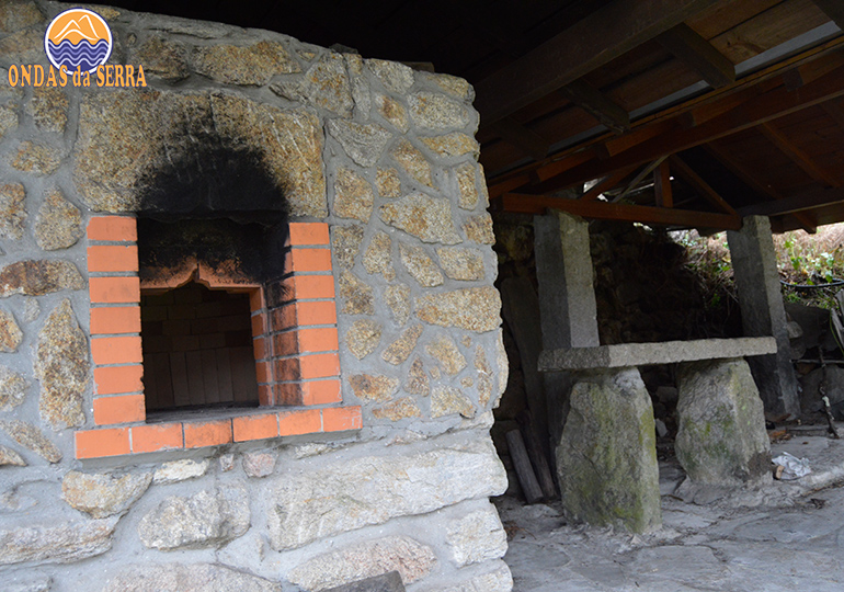Forno Comunitário - Paraduça - Arões - Vale de Cambra