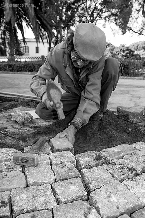 Zé “Caranguejo” – O calceteiro